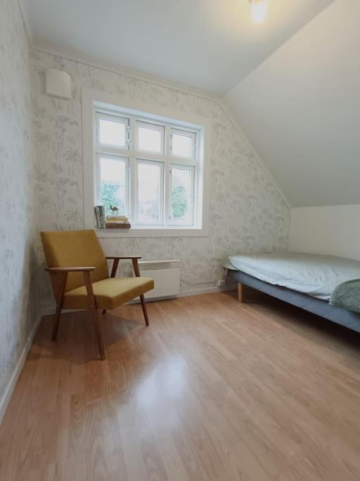 Charming House In Ulsteinvik With Free Parking Villa Exterior photo