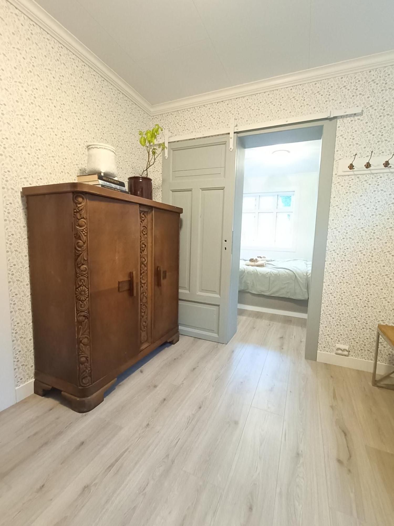 Charming House In Ulsteinvik With Free Parking Villa Exterior photo