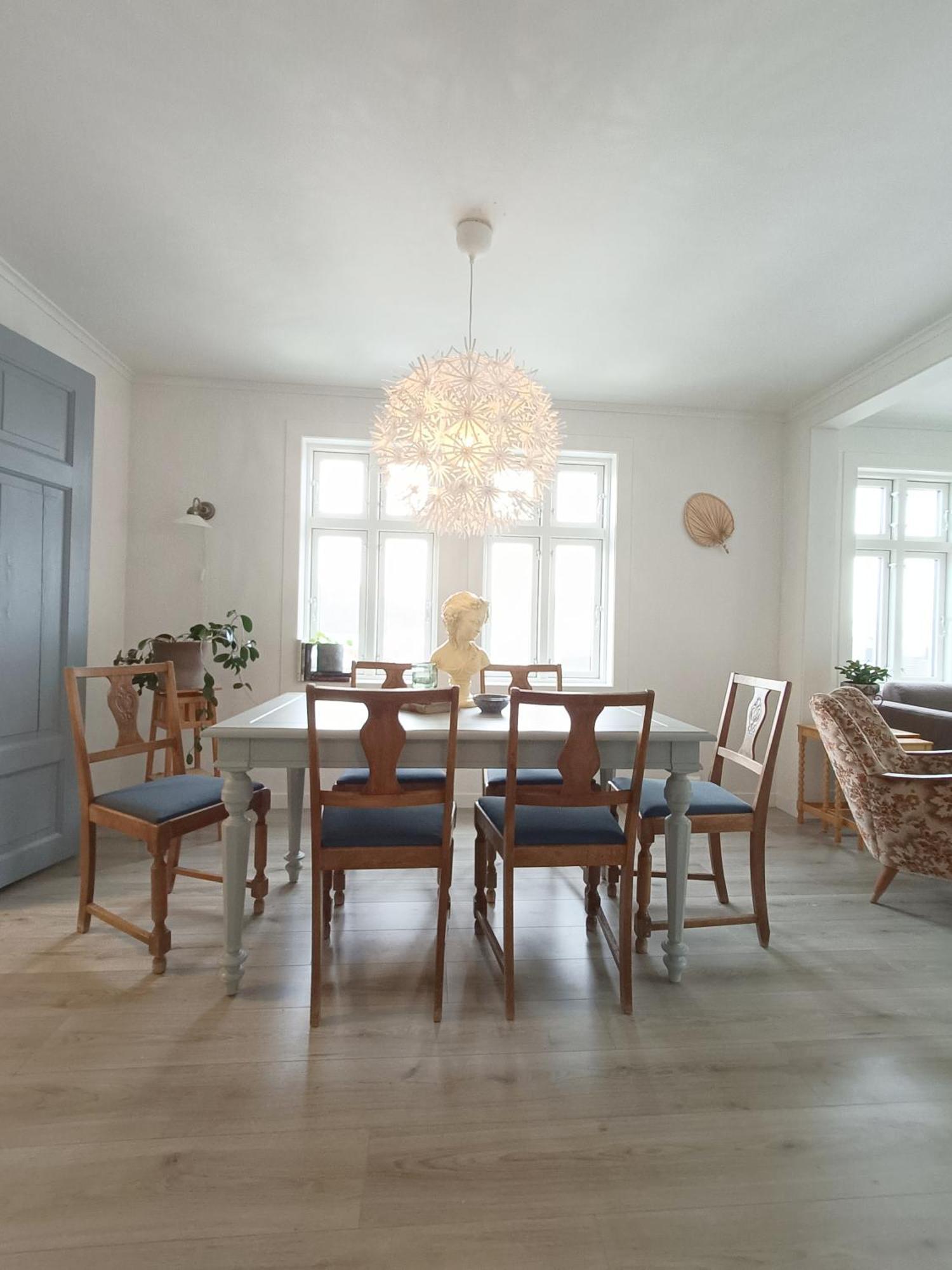 Charming House In Ulsteinvik With Free Parking Villa Exterior photo